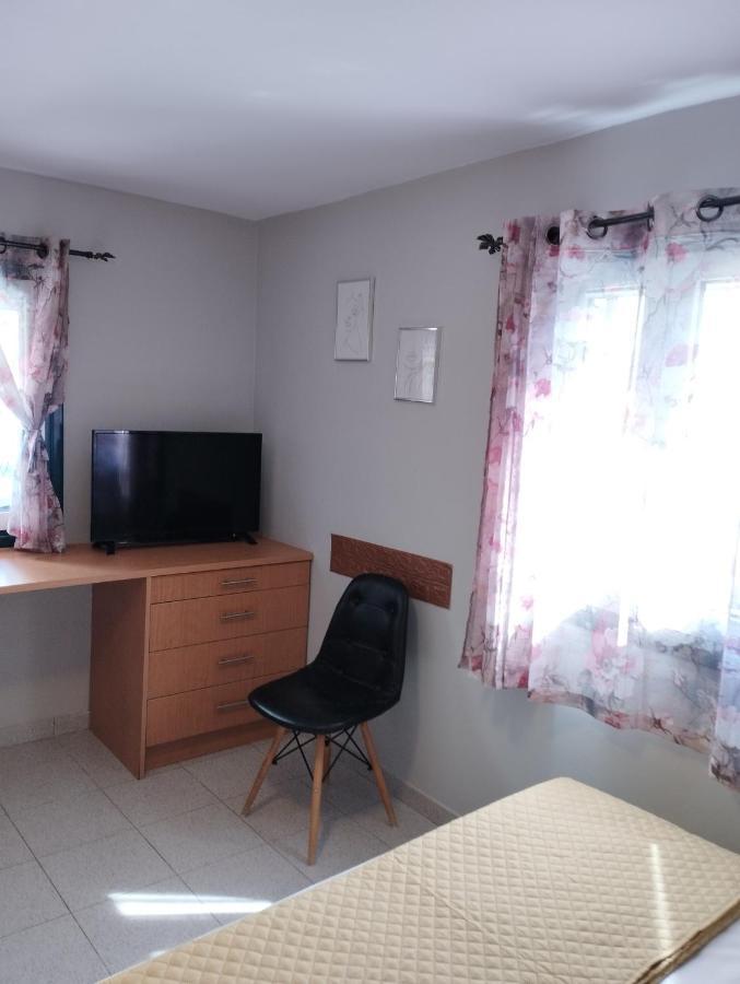 דירות Karavádhos Lofos House מראה חיצוני תמונה